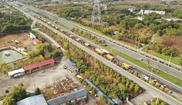 雙層攤鋪機怎樣進行定期保養?